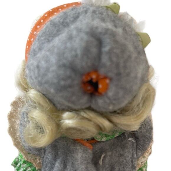 Marie Osmond Porcelain Doll Lucy Goosey Petite Amour - Picture 6 of 7